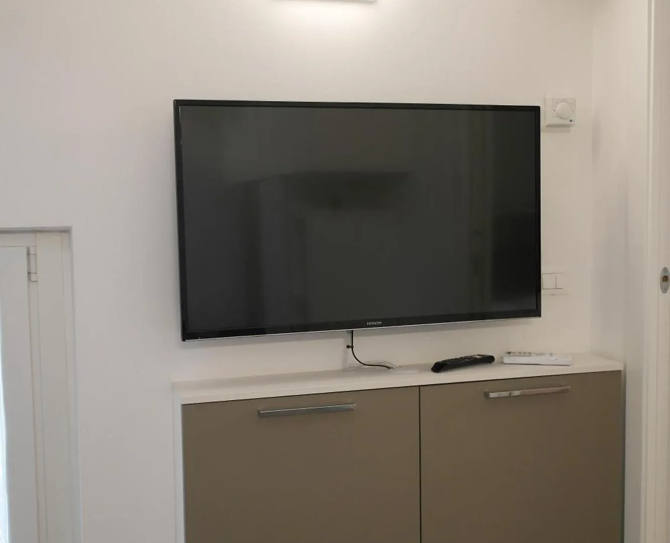 Appartamento Luminoso Bilocale Zona Tibaldi Bocconi Milano