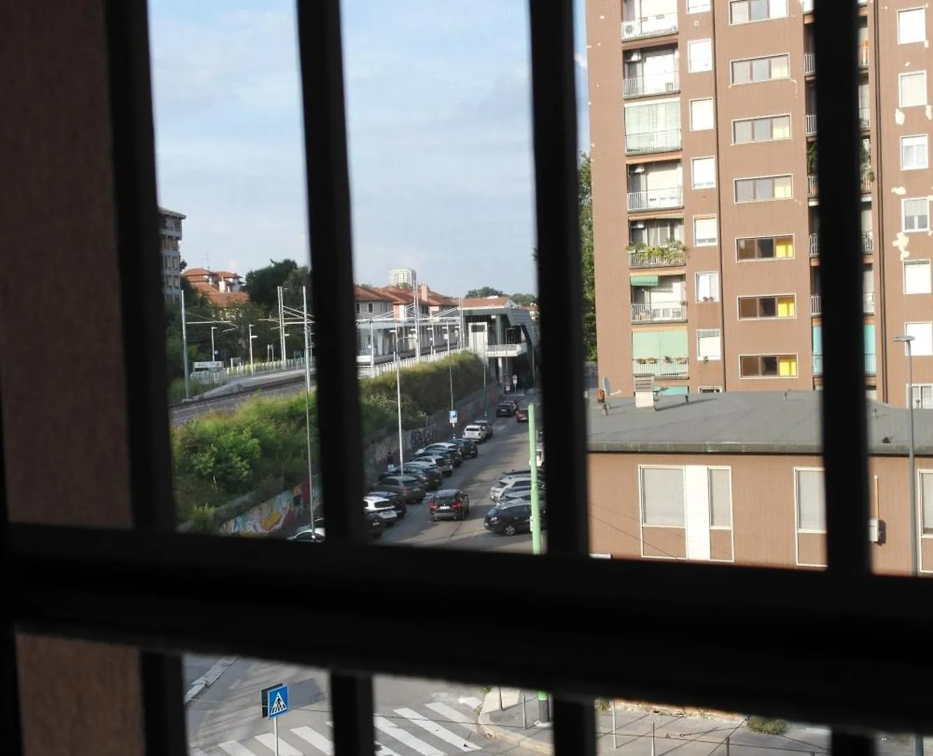 Appartamento Luminoso Bilocale Zona Tibaldi Bocconi Milano 0*,